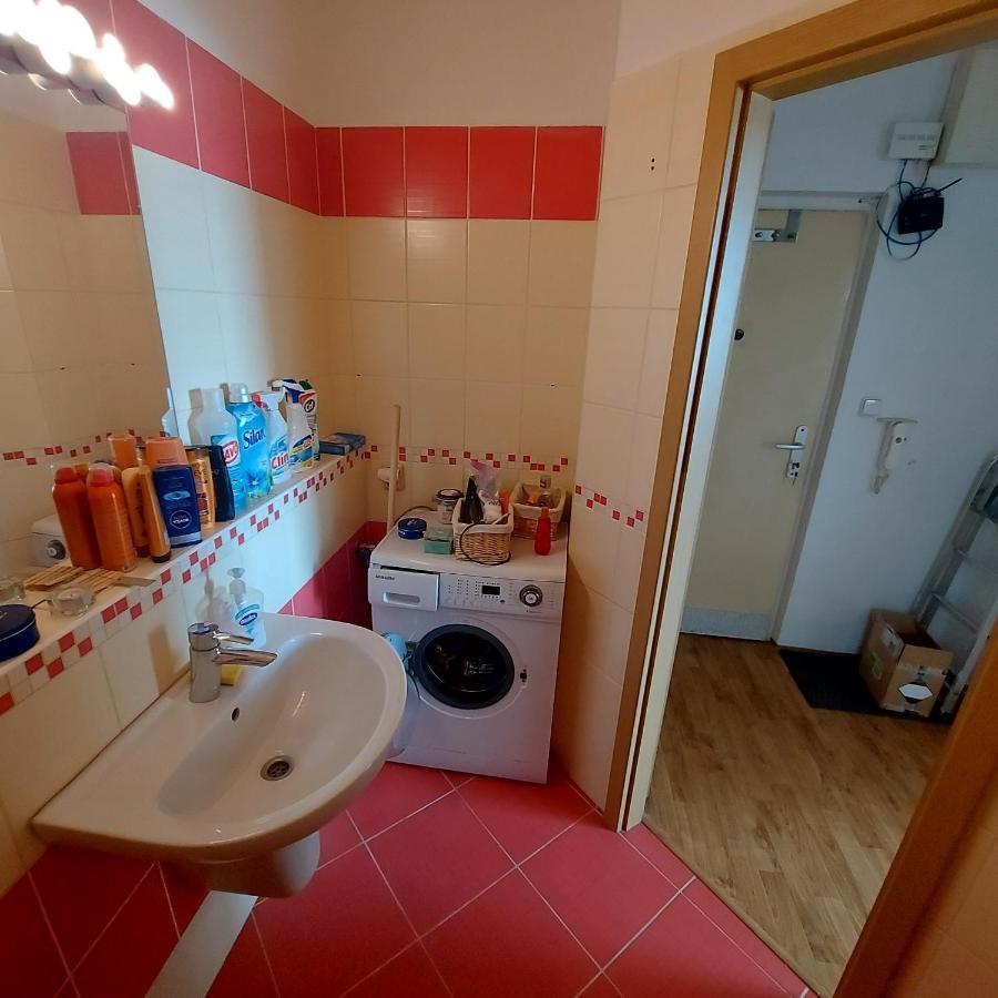 Byt, Vlasakova 2759, Mělník المظهر الخارجي الصورة